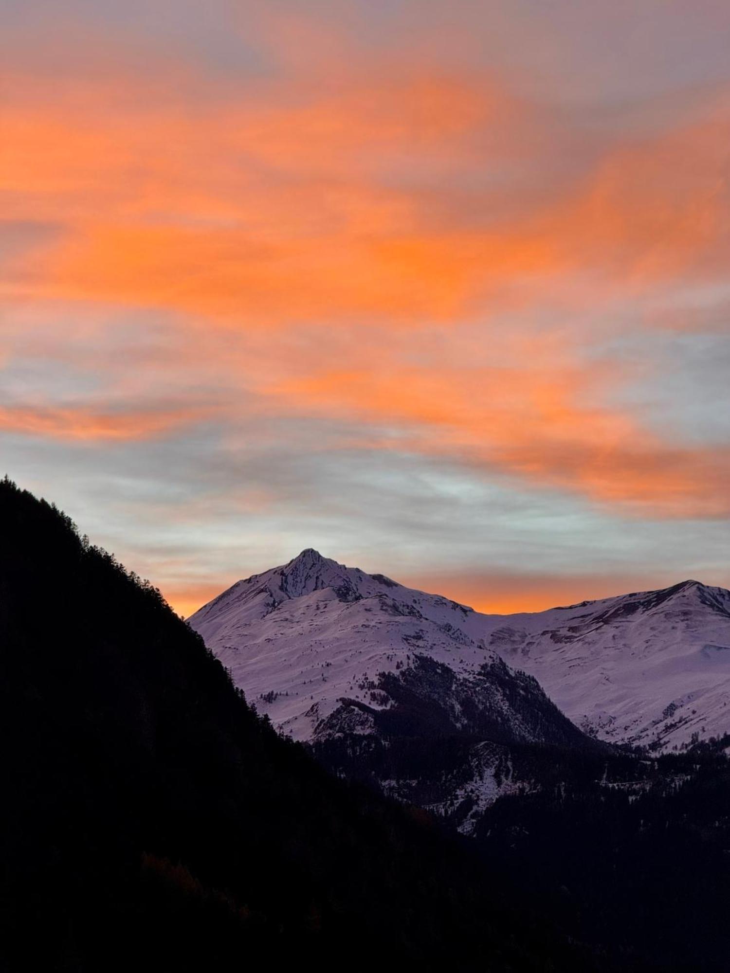 Cozyloge, Orelle & Les 3 Vallees Bagian luar foto